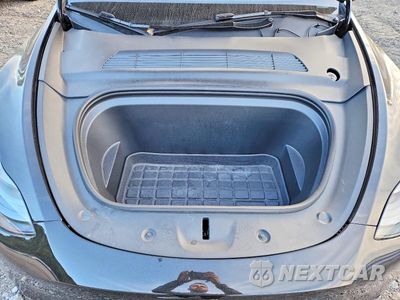 Zdjęcie 11 z 12 samochodu: 2025 TESLA MODEL Y VIN:7SAYGDEE2SF291800 - miniatura