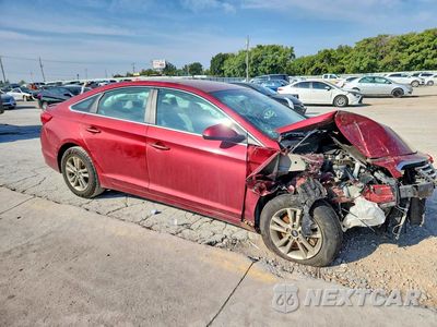 Czwarte zdjęcie samochodu z boku: 2015 HYUNDAI SONATA SE VIN:5NPE24AF7FH194127 - miniatura