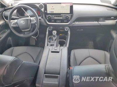 Zdjęcie 8 z 13 samochodu: 2026 TOYOTA GRAND HIGHLANDER HYBRID XLE VIN:5TDACAB5XTS104264 - miniatura