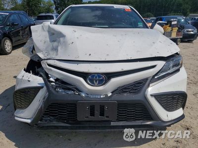 Piąte zdjęcie samochodu w środku: 2024 TOYOTA CAMRY HYBRID SE VIN:4T1G31AK7RU075890 - miniatura