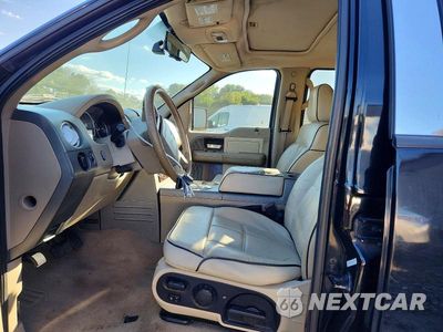 Zdjęcie 7 z 12 samochodu: 2006 LINCOLN MARK LT VIN:5LTPW18576FJ03468 - miniatura