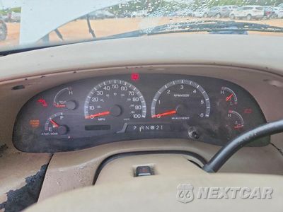 Zdjęcie 9 z 14 samochodu: 2002 FORD EXPEDITION EDDIE BAUER VIN:1FMPU18L42LA78124 - miniatura