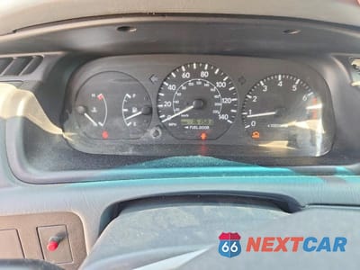 Zdjęcie 9 z 12 samochodu: 2001 TOYOTA CAMRY CE VIN:4T1BG22K01U107411 - miniatura