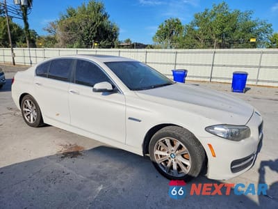 Czwarte zdjęcie samochodu z boku: 2014 BMW 528 I VIN:WBA5A5C56ED500006 - miniatura