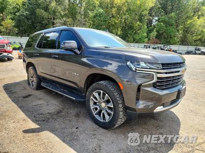 Czwarte zdjęcie samochodu z boku: 2021 CHEVROLET TAHOE LS VIN:1GNSCNKD2MR185061 - miniatura