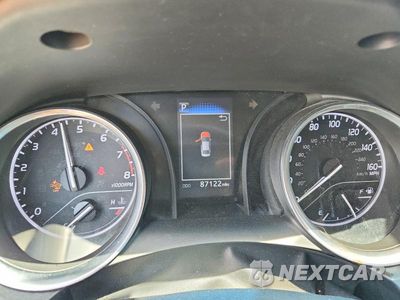 Zdjęcie 9 z 13 samochodu: 2018 TOYOTA CAMRY SE VIN:4T1B11HK3JU521902 - miniatura