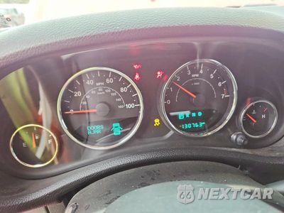 Zdjęcie 9 z 12 samochodu: 2015 JEEP WRANGLER UNLIMITED SPORT VIN:1C4HJWDGXFL502838 - miniatura