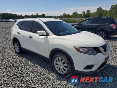 Czwarte zdjęcie samochodu z boku: 2016 NISSAN ROGUE S VIN:KNMAT2MV4GP622910 - miniatura