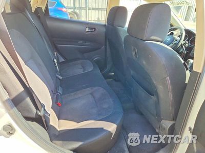 Zdjęcie 10 z 12 samochodu: 2010 NISSAN ROGUE VIN:JN8AS5MVXAW143882 - miniatura