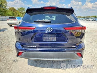 Zdjęcie 6 z 13 samochodu: 2021 TOYOTA HIGHLANDER XLE VIN:5TDGZRAH8MS069745 - miniatura