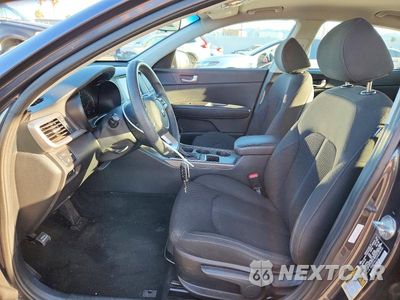 Zdjęcie 7 z 12 samochodu: 2019 KIA OPTIMA LX VIN:5XXGT4L31KG288180 - miniatura