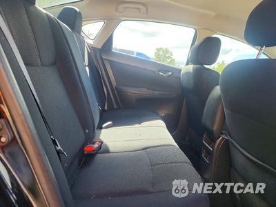 Zdjęcie 10 z 12 samochodu: 2017 NISSAN SENTRA S VIN:3N1AB7AP6HY273967 - miniatura