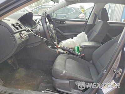 Zdjęcie 7 z 12 samochodu: 2013 VOLKSWAGEN PASSAT S VIN:1VWAH7A31DC077816 - miniatura