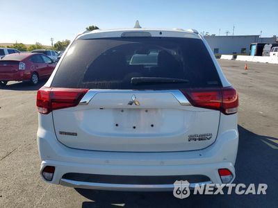 Zdjęcie 6 z 13 samochodu: 2018 MITSUBISHI OUTLANDER SE VIN:JA4J24A58JZ053178 - miniatura