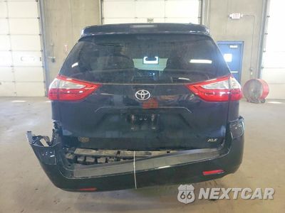 Zdjęcie 6 z 13 samochodu: 2017 TOYOTA SIENNA XLE 7-PASSENGER VIN:5TDDZ3DC0HS162491 - miniatura