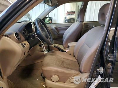 Zdjęcie 7 z 12 samochodu: 2005 TOYOTA RAV4 BASE VIN:JTEHD20V550037725 - miniatura