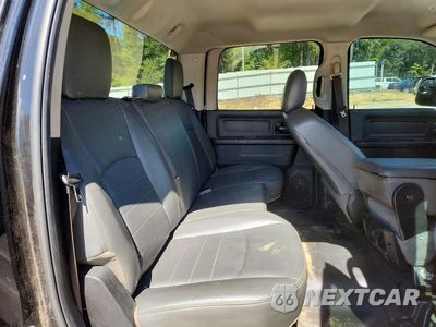 Zdjęcie 10 z 12 samochodu: 2018 RAM 2500 ST VIN:3C6UR5HL8JG307357 - miniatura