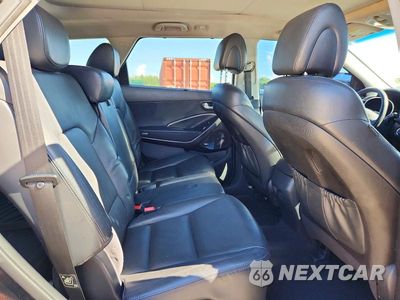 Zdjęcie 11 z 13 samochodu: 2017 HYUNDAI SANTA FE SE ULTIMATE VIN:KM8SR4HF2HU199521 - miniatura