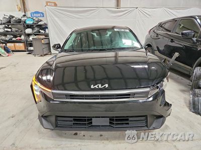 Piąte zdjęcie samochodu w środku: 2026 KIA K4 LXS VIN:3KPFT4DE7TE322077 - miniatura