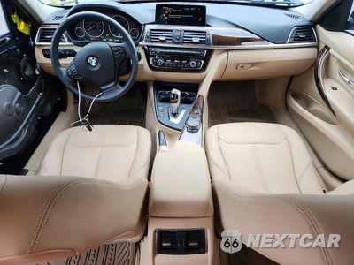 Zdjęcie 8 z 12 samochodu: 2016 BMW 320 I VIN:WBA8E1G52GNU11759 - miniatura