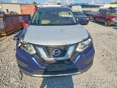 Piąte zdjęcie samochodu w środku: 2017 NISSAN ROGUE S VIN:JN8AT2MV4HW014784 - miniatura