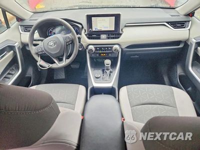 Zdjęcie 8 z 14 samochodu: 2025 TOYOTA RAV4 HYBRID XLE VIN:4T3RWRFV5SU215613 - miniatura