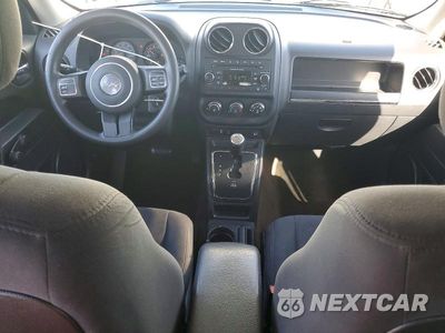 Zdjęcie 8 z 13 samochodu: 2015 JEEP PATRIOT SPORT VIN:1C4NJPBB0FD373079 - miniatura