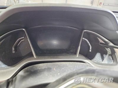 Zdjęcie 9 z 12 samochodu: 2018 HONDA CIVIC EX VIN:2HGFC1F35JH640390 - miniatura