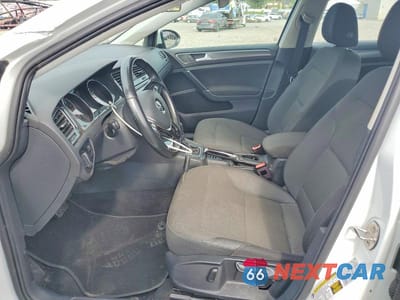 Zdjęcie 7 z 12 samochodu: 2019 VOLKSWAGEN GOLF SPORTWAGEN S VIN:3VW117AU9KM521324 - miniatura
