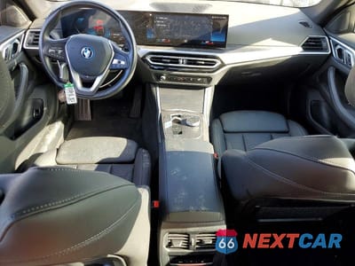 Zdjęcie 8 z 13 samochodu: 2023 BMW I4 EDRIVE 35 VIN:WBY43AW08PFP83192 - miniatura