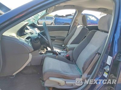 Zdjęcie 7 z 12 samochodu: 2010 HONDA ACCORD LX VIN:1HGCP2F32AA107490 - miniatura