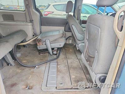 Zdjęcie 11 z 13 samochodu: 2010 CHRYSLER TOWN & COUNTRY TOURING VIN:2A4RR5D16AR230186 - miniatura