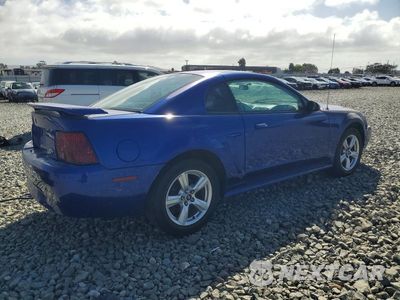 Trzecie zdjęcie samochodu z tyłu: 2002 FORD MUSTANG VIN:1FAFP40492F233171 - miniatura