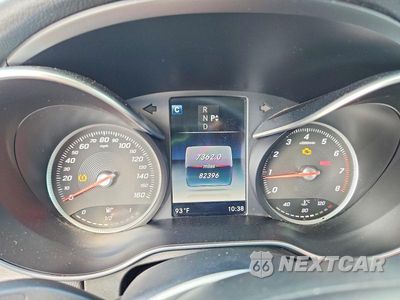 Zdjęcie 9 z 12 samochodu: 2016 MERCEDES-BENZ C 300 4MATIC VIN:55SWF4KB5GU111653 - miniatura