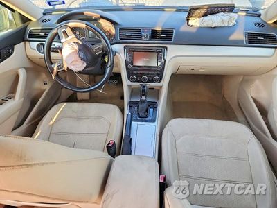 Zdjęcie 8 z 13 samochodu: 2012 VOLKSWAGEN PASSAT SE VIN:1VWBN7A32CC079375 - miniatura