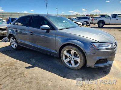 Czwarte zdjęcie samochodu z boku: 2017 AUDI A3 PREMIUM VIN:WAUAUGFF7H1050474 - miniatura