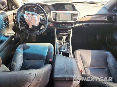 Zdjęcie 8 z 12 samochodu: 2017 HONDA ACCORD EXL VIN:1HGCR2F82HA261634 - miniatura