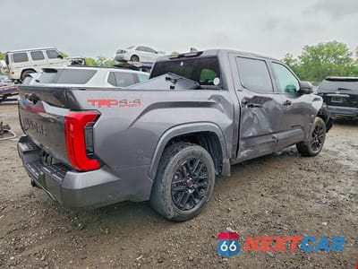 Trzecie zdjęcie samochodu z tyłu: 2024 TOYOTA TUNDRA SR5 VIN:5TFLA5DB9RX179923 - miniatura