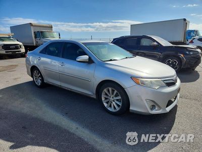 Czwarte zdjęcie samochodu z boku: 2014 TOYOTA CAMRY SE V6 VIN:4T1BK1FK9EU025105 - miniatura