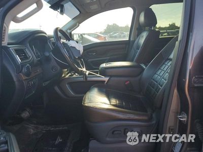 Zdjęcie 7 z 12 samochodu: 2018 NISSAN TITAN S VIN:1N6AA1E61JN548952 - miniatura