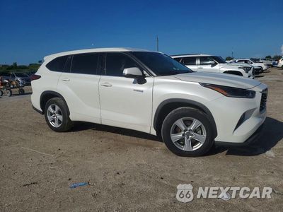 Czwarte zdjęcie samochodu z boku: 2021 TOYOTA HIGHLANDER HYBRID LE VIN:5TDZARAH1MS507988 - miniatura