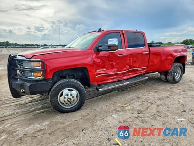 2015 CHEVROLET SILVERADO K3500 LTZ 1GC4K0E8XFF556817 - główne zdjęcie licytacji z USA - miniatura