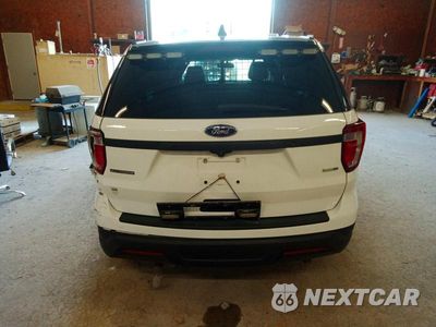 Zdjęcie 6 z 12 samochodu: 2019 FORD EXPLORER POLICE INTERCEPTOR VIN:1FM5K8AR9KGA29806 - miniatura