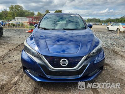 Piąte zdjęcie samochodu w środku: 2018 NISSAN LEAF S VIN:1N4AZ1CP5JC306951 - miniatura