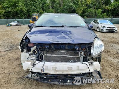 Piąte zdjęcie samochodu w środku: 2015 TOYOTA PRIUS TWO VIN:JTDKN3DU4F0404663 - miniatura
