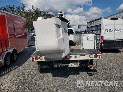 Zdjęcie 6 z 12 samochodu: 2012 FORD F550 SUPER DUTY BUCKET TRUCK VIN:1FDUF5GTXCEB11137 - miniatura
