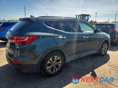 Trzecie zdjęcie samochodu z tyłu: 2014 HYUNDAI SANTA FE SPORT 2.4L VIN:5XYZU3LBXEG133022 - miniatura