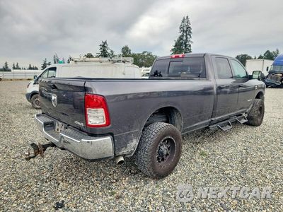 Trzecie zdjęcie samochodu z tyłu: 2019 RAM 2500 TRADESMAN VIN:3C6UR5HL4KG674466 - miniatura
