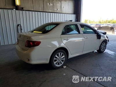 Trzecie zdjęcie samochodu z tyłu: 2010 TOYOTA COROLLA LE VIN:1NXBU4EE4AZ176855 - miniatura