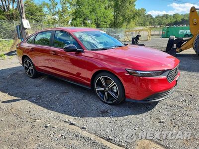 Czwarte zdjęcie samochodu z boku: 2026 HONDA ACCORD HYBRID SPORT VIN:1HGCY2F54TA002466 - miniatura